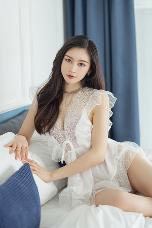 《隔壁人妻》无删减版